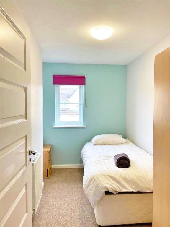 3 Bed House With Parking Near Airport Edimburgo Exterior foto